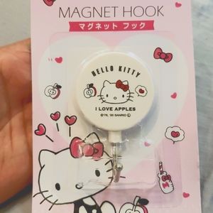 Hello Kitty Magnet Hooks